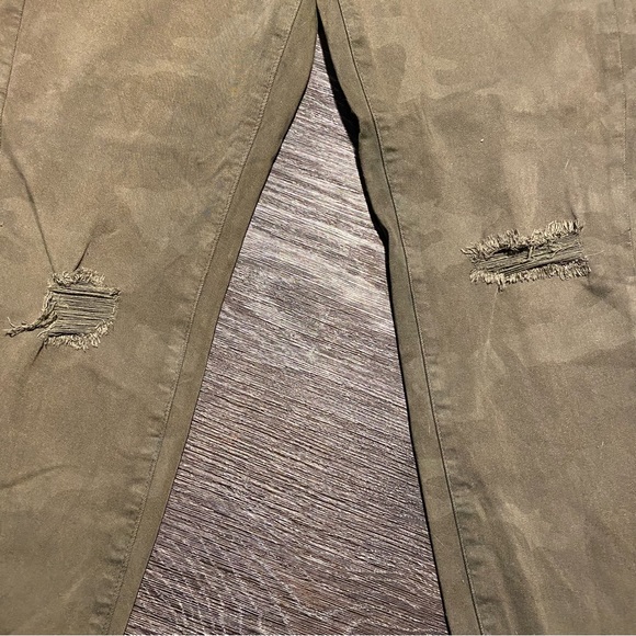 Curvy super high rise camouflage jegging - Picture 9 of 9